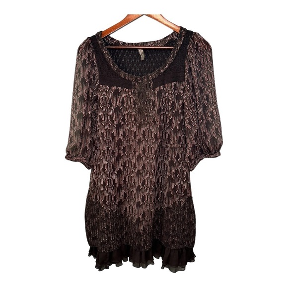 Free People Mini Dress  Crochet Trim Two Tier Ruffle Hem 3/4 Sleeve. Boho. Small - Picture 1 of 12